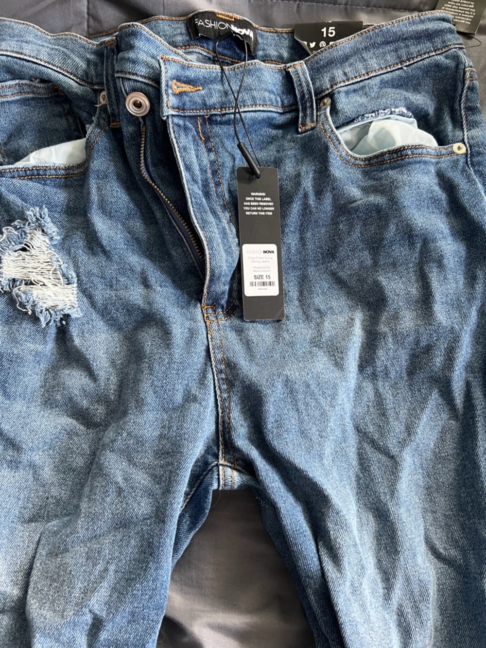 Fashion Nova Women Jeans Skinny - Blue Distressed